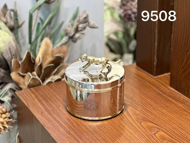 شکلات خوری گرد درب دار