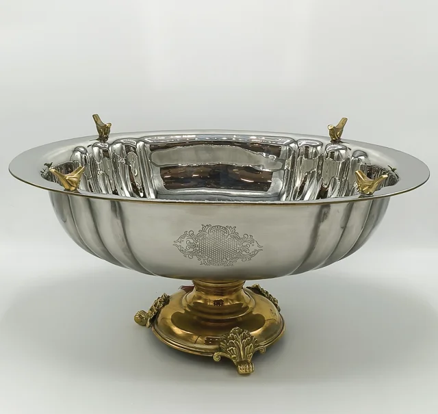 میوه خوری شیاردار گنجشک